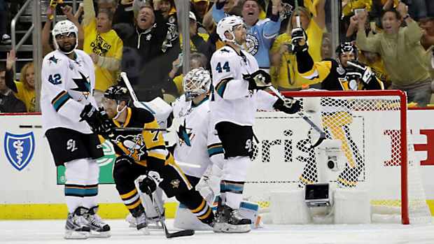 Sharks-Penguins-Bennett.jpg